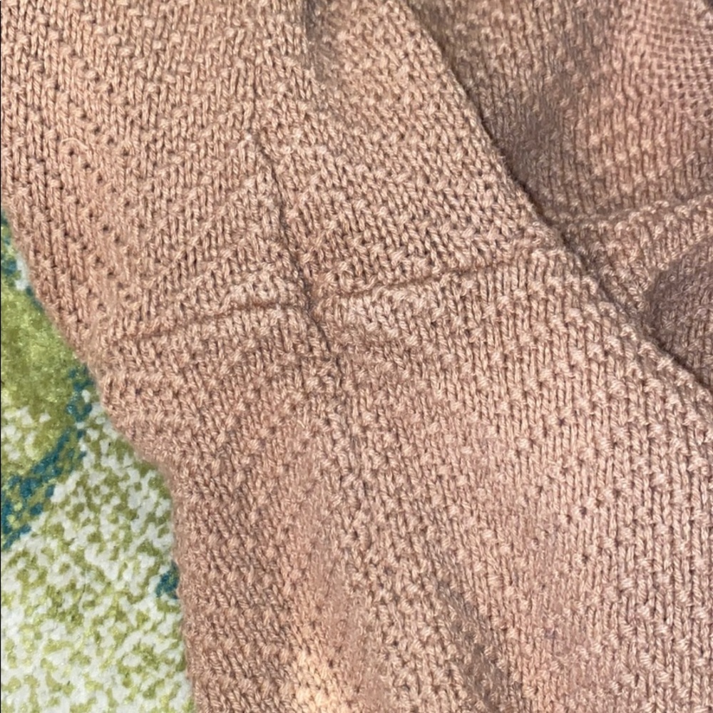 ❤️Tan colored sweater - Picture 7 of 9